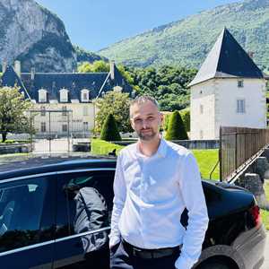 Chauffeur des Alpes , un chauffeur de transport privé à Albertville